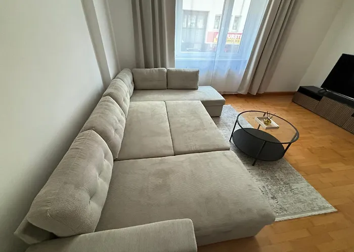 Cozy 2-bedroom Retreat Near Subway And Center Apartmán Vídeň